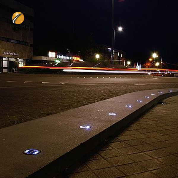 Installation Led Road Stud Lights For Car Park In Korea